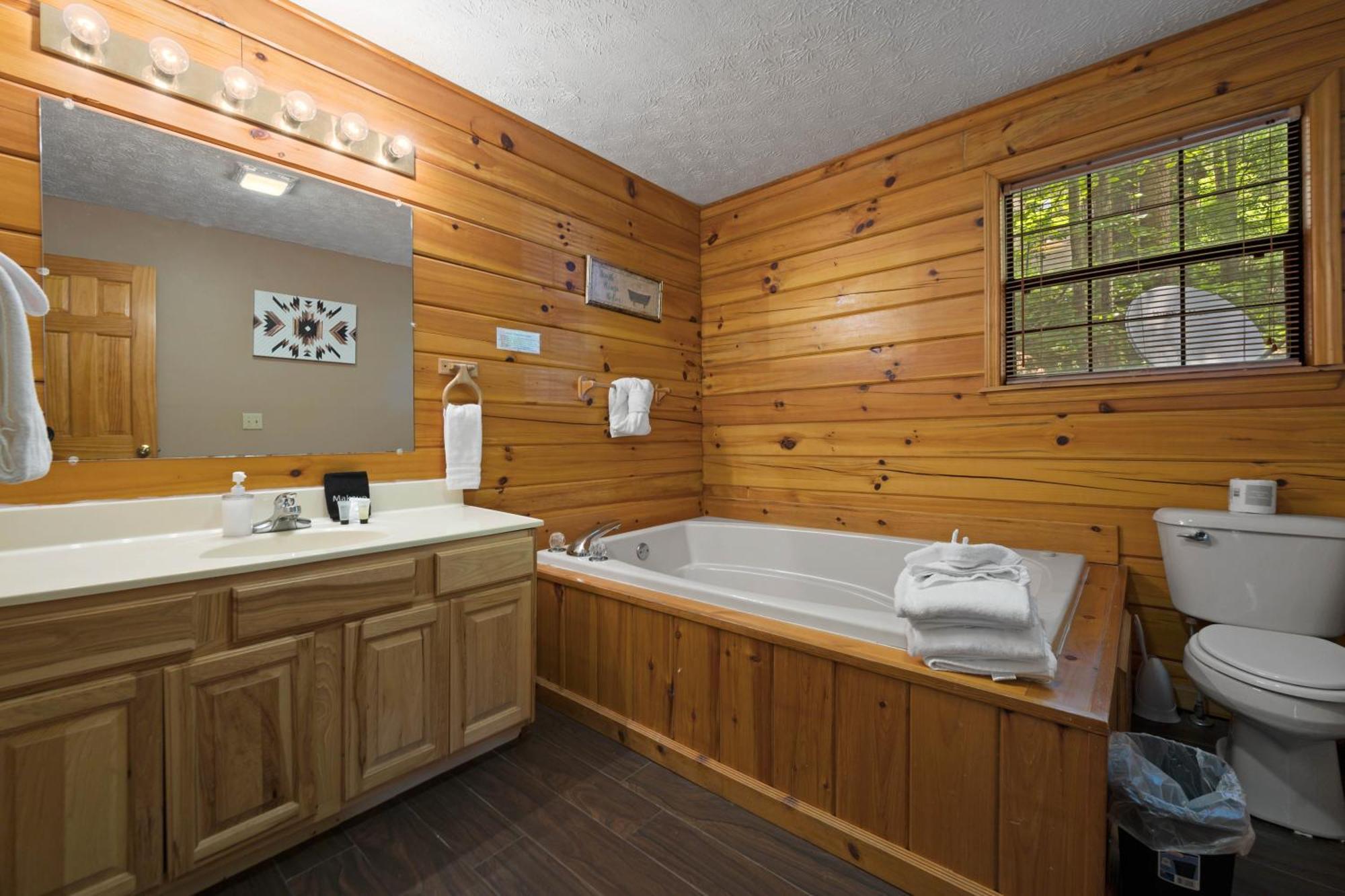 Summer Special! Dollywood At 2 Min & Heated Pool Sevierville Ngoại thất bức ảnh